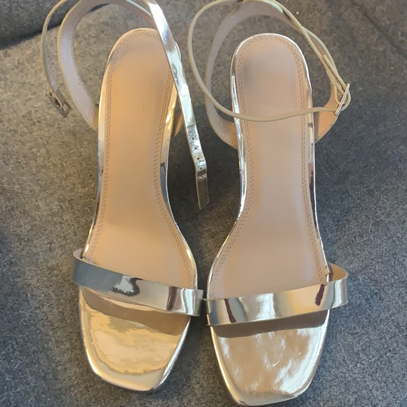 ASOS Gold strappy sandal size 8 - Picture 5 of 6